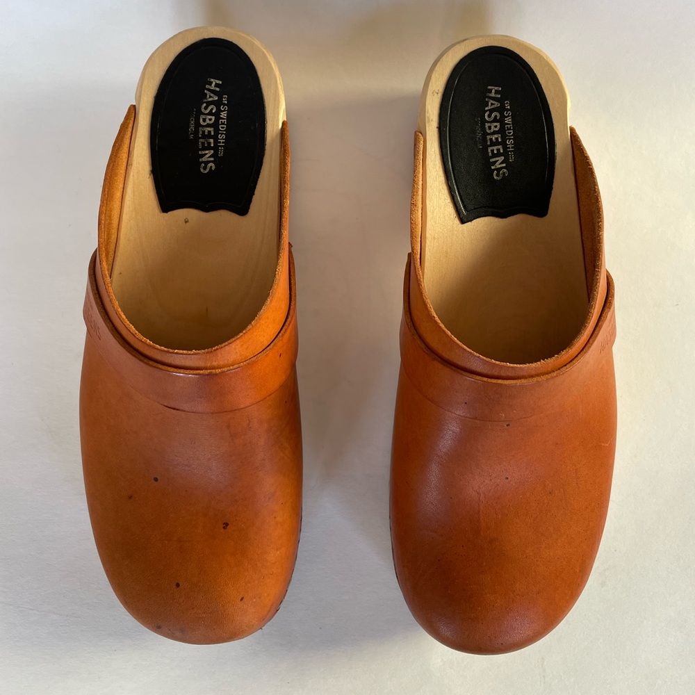 Swedish Hasbeens Tan Clogs 37 (Size 7)